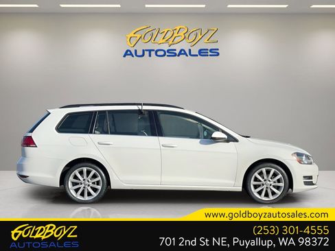 Used 2017 Volkswagen Golf SE image 3