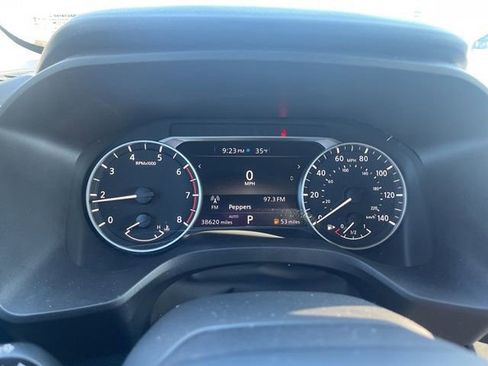 Used 2025 Nissan Rogue SV image 10