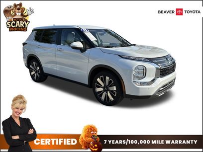 Used 2025 Mitsubishi Outlander SE