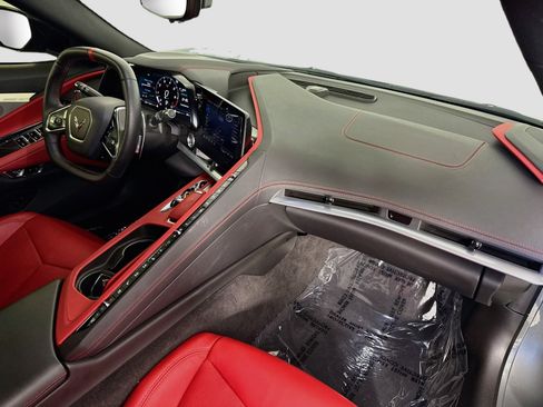 Used 2023 Chevrolet Corvette Stingray Preferred Conv w/ Z51 Performance Package RWD image 24