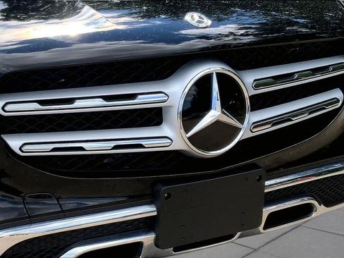 Used 2020 Mercedes-Benz GLC 300 4MATIC image 29
