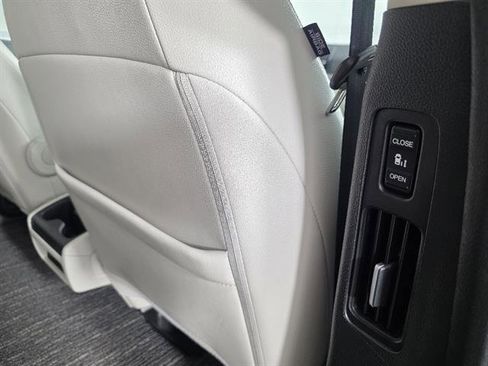 Used 2025 Honda Odyssey EX-L image 21