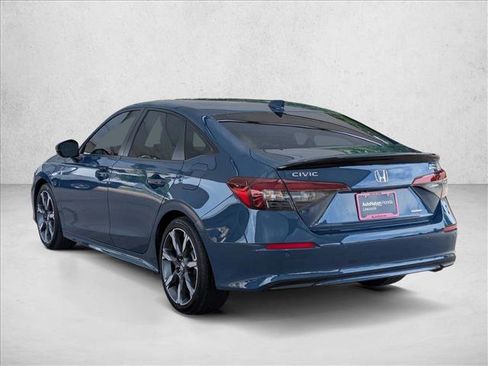 Certified 2025 Honda Civic Sport Touring image 8