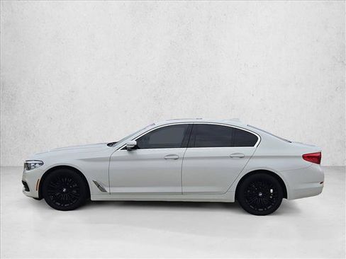Used 2020 BMW 530i w/ Convenience Package RWD image 8