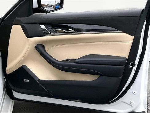 Used 2019 Cadillac CTS Luxury image 29