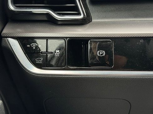 Used 2023 Kia Sportage SX image 32