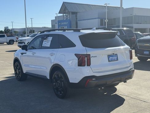 Used 2024 Kia Sorento SX image 14