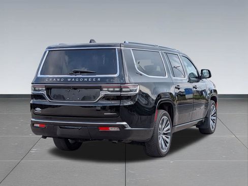 Certified 2023 Jeep Grand Wagoneer L Series III w/ HD Trailer Tow Package AWD/4WD image 6
