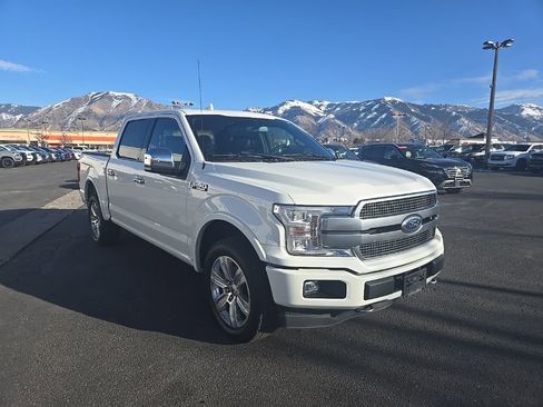 Used 2020 Ford F150 Platinum w/ Equipment Group 701A Luxury image 3