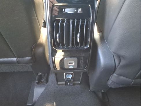Used 2025 Jeep Compass Limited AWD/4WD image 13
