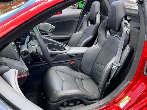 Used 2024 Chevrolet Corvette Stingray Premium Conv w/ Z51 Performance Package image 24