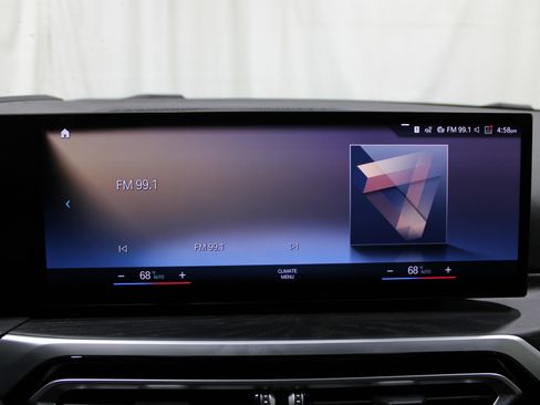 Used 2023 BMW 330i Sedan w/ M Sport Package image 15