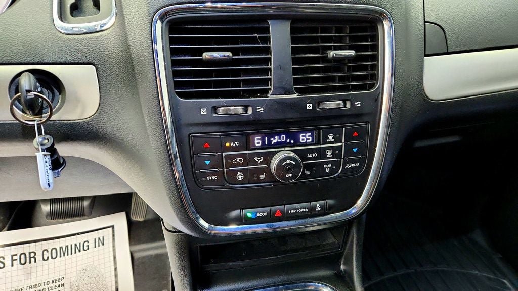 Used 2018 Dodge Grand Caravan GT FWD image 16