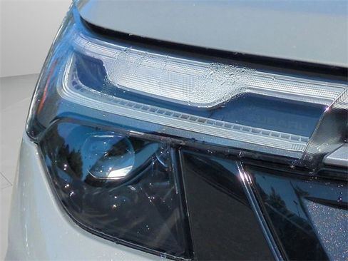 Used 2025 Subaru Forester Touring w/ Protection Package image 27