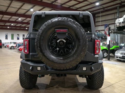 Used 2023 Ford Bronco Badlands image 36