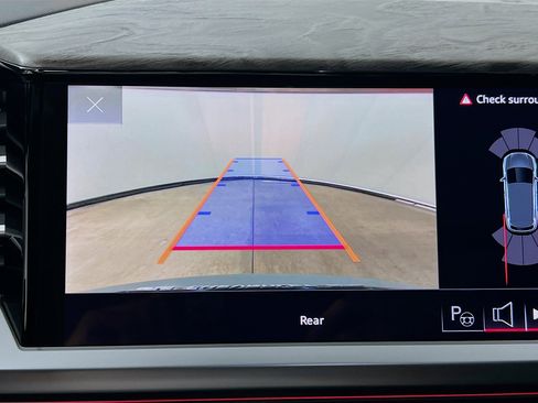 Used 2024 Audi Q4 e-tron Prestige w/ Black Optic Package image 14