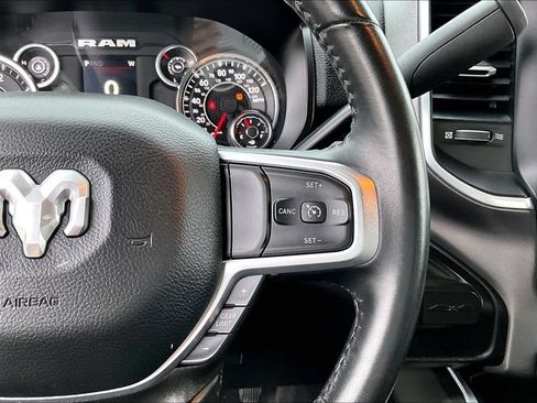 Used 2024 RAM 2500 Big Horn w/ Off Road Package AWD/4WD image 17