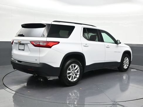 Used 2021 Chevrolet Traverse LT FWD image 5