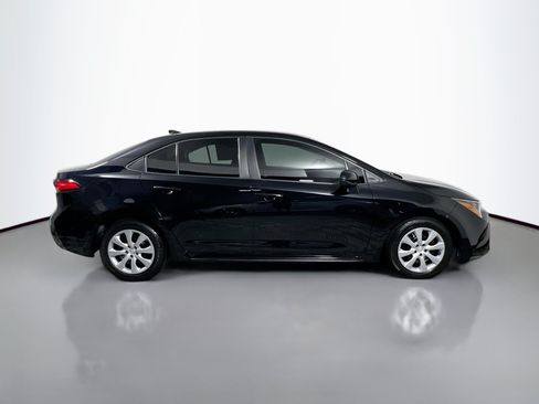 Used 2023 Toyota Corolla LE FWD image 3