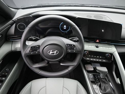 New 2026 Hyundai Elantra Limited w/ Cargo Package FWD image 23