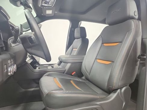 Used 2025 GMC Sierra 2500 AT4 w/ AT4 Premium Plus Package AWD/4WD image 19