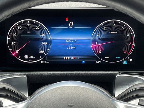 Certified 2025 Mercedes-Benz GLB 250 image 24