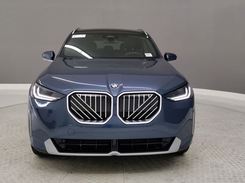 New 2026 BMW X3 xDrive30 w/ Premium Package image 2