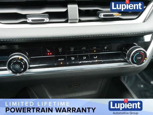 Used 2025 Chevrolet Equinox LT image 20