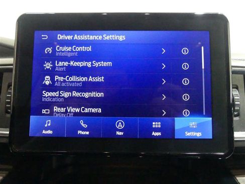 Used 2023 Ford Explorer Limited image 46