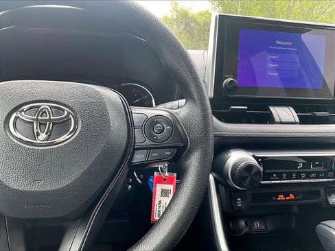Certified 2025 Toyota RAV4 LE FWD image 23