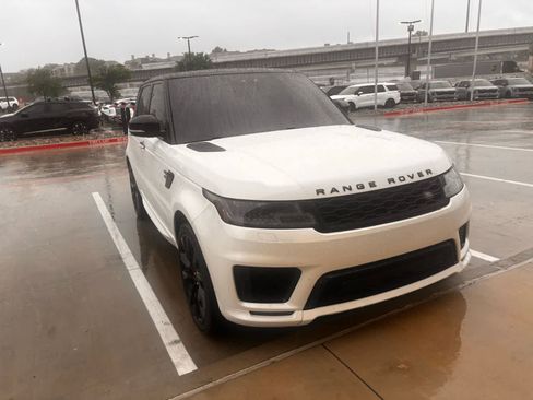 Used 2021 Land Rover Range Rover Sport HST image 2