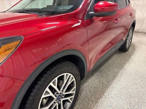 Used 2022 Ford Escape SEL w/ Technology Package AWD/4WD image 12