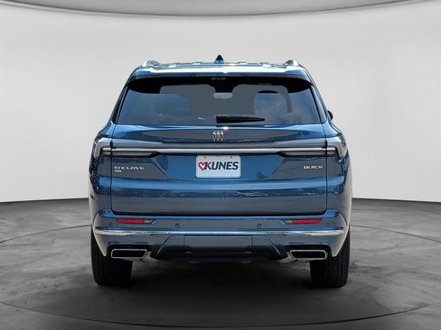 Used 2025 Buick Enclave Avenir w/ Super Cruise Package AWD/4WD image 6