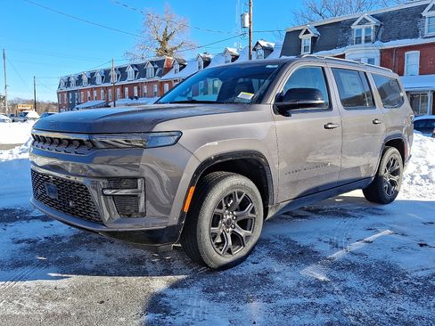 New 2026 Jeep Grand Wagoneer Limited image 3