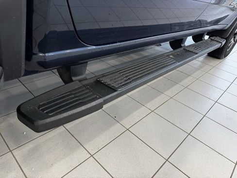 Used 2022 GMC Sierra 2500 AT4 w/ Gooseneck/5TH Wheel Package image 37