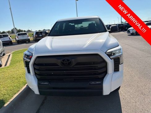 Used 2025 Toyota Tundra SR5 AWD/4WD image 2