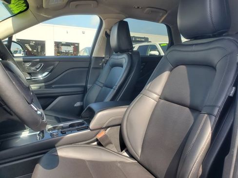 Used 2024 Lincoln Corsair AWD w/ Equipment Group 101A image 7