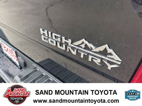 Used 2022 Chevrolet Silverado 1500 High Country w/ High Country Premium Package image 11