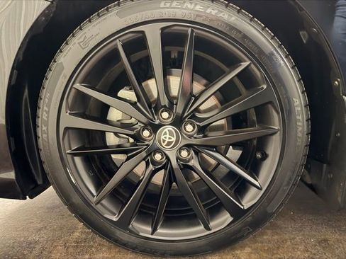 Used 2021 Toyota Camry XSE image 10