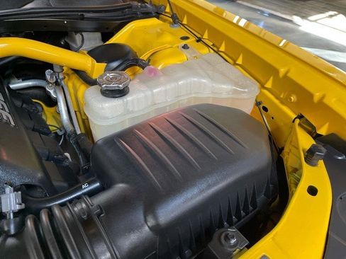 Used 2017 Dodge Challenger SRT w/ Technology Group image 49