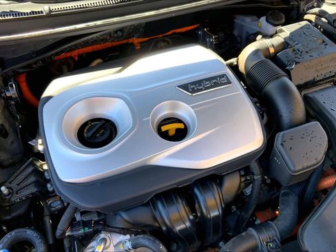 Used 2018 Hyundai Sonata Limited w/ Ultimate Package 02 image 30