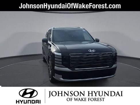 New 2026 Hyundai Palisade Calligraphy FWD image 3