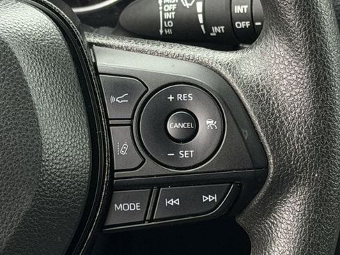 Certified 2025 Toyota RAV4 XLE AWD/4WD image 15