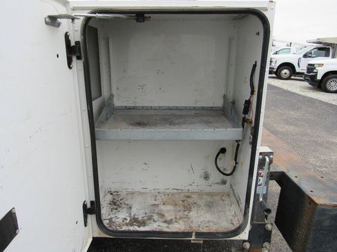 Used 2022 RAM 3500 Tradesman w/ Chrome Appearance Group AWD/4WD image 27