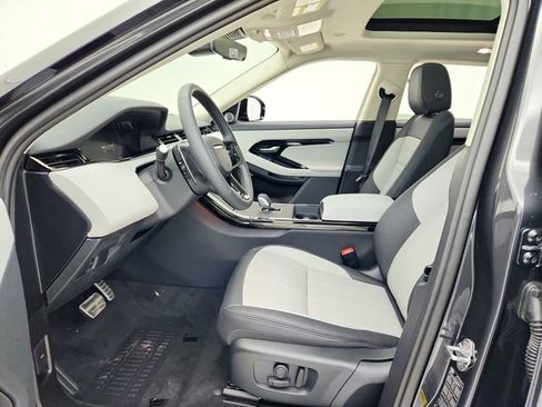 New 2025 Land Rover Range Rover Evoque Dynamic SE image 21