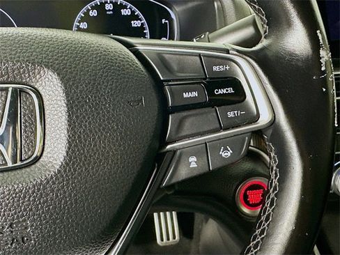 Used 2018 Honda Accord Sport image 8