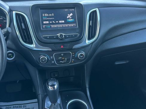 Used 2018 Chevrolet Equinox LT FWD image 27