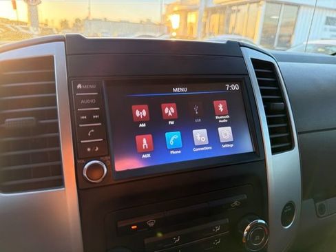 Used 2019 Nissan Frontier SV AWD/4WD image 23