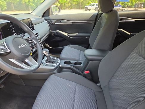 Used 2026 Kia Seltos LX FWD image 9