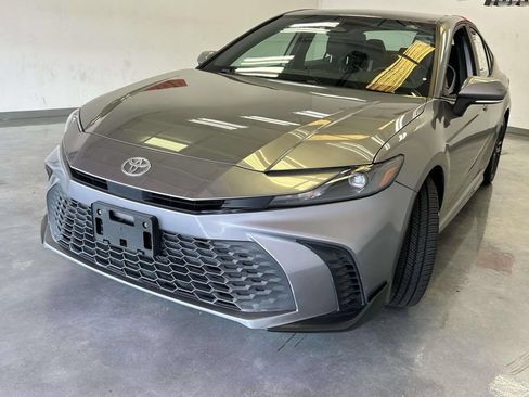 Certified 2025 Toyota Camry SE FWD image 7